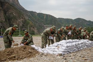 阿斯：拉莫斯西甲出场524次，成为西甲历史出场最多的后卫